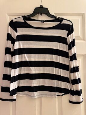 Forever 21 Black and White Striped Long Sleeve Shirt
